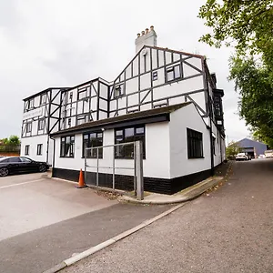 Oyo The Royal Newcastle upon Tyne